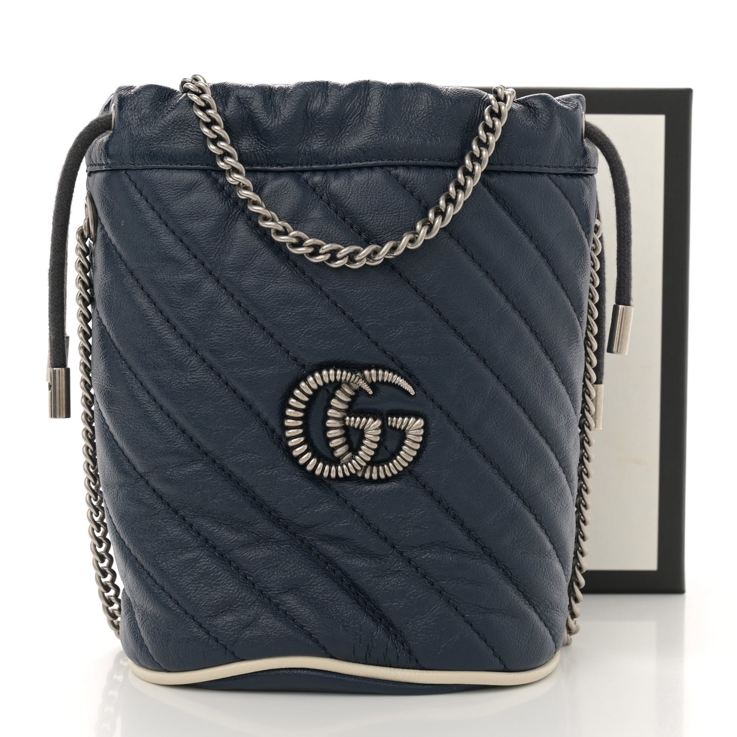 Vintage Effect Calfskin Matelasse Diagonal Mini Torchon GG Marmont 2.0 Bucket Bag Blue Agata Mystic White
