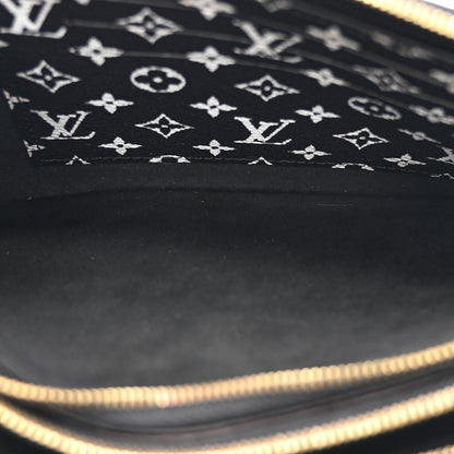 Louis Vuitton Monogram Giant Jungle Pochette Double Zip Black 5 of 11