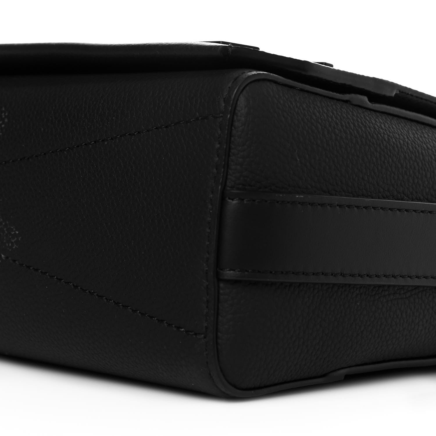 Louis Vuitton Calfskin Aerogram Messenger Black 5 of 15