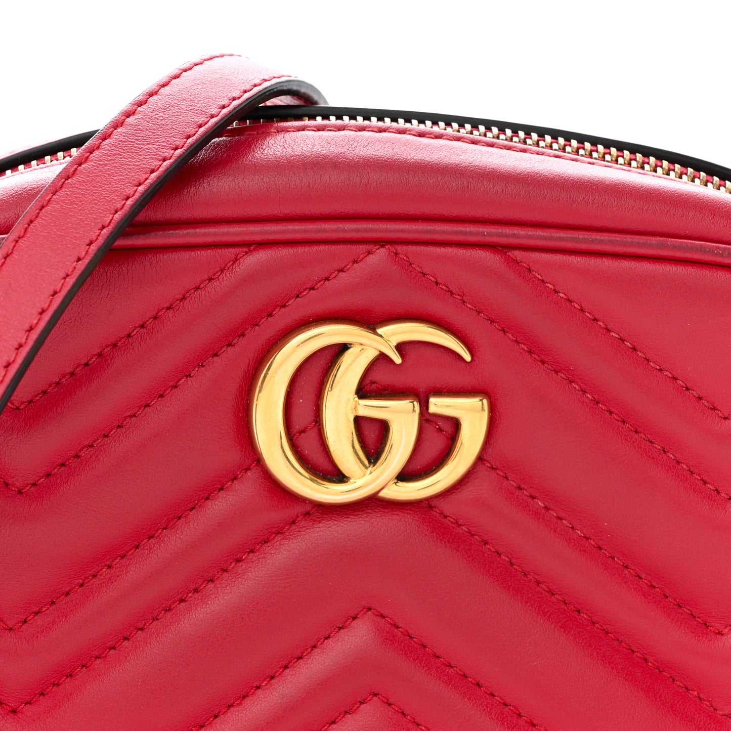 Calfskin Matelasse Mini GG Marmont Chain Shoulder Bag Hibiscus Red