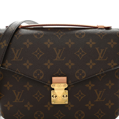 Louis Vuitton Monogram Pochette Metis 7 of 9