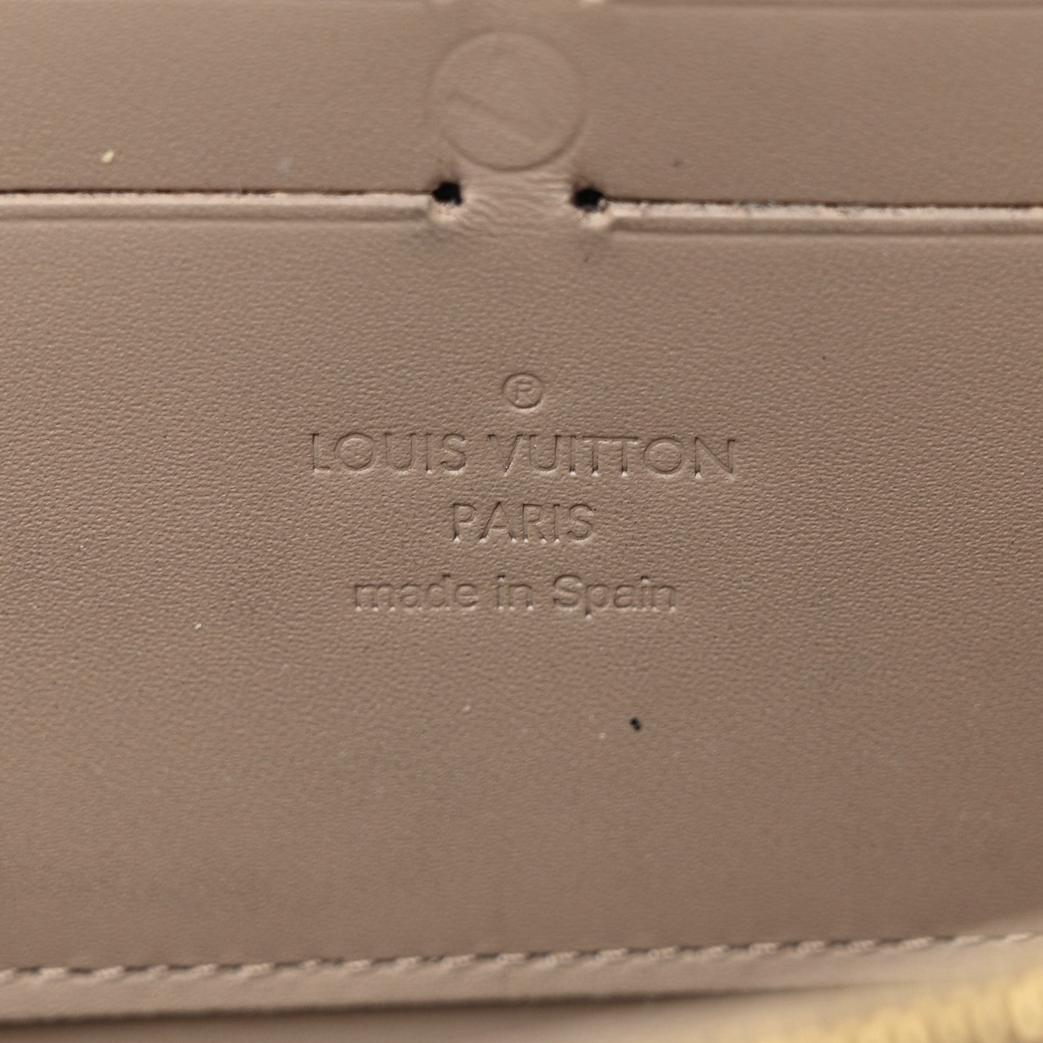 Louis Vuitton Vernis Zippy Wallet Galet 6 of 10