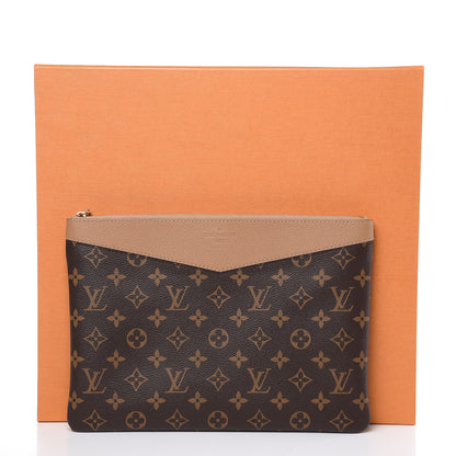 Louis Vuitton Monogram Daily Pouch Sesame 10 of 10