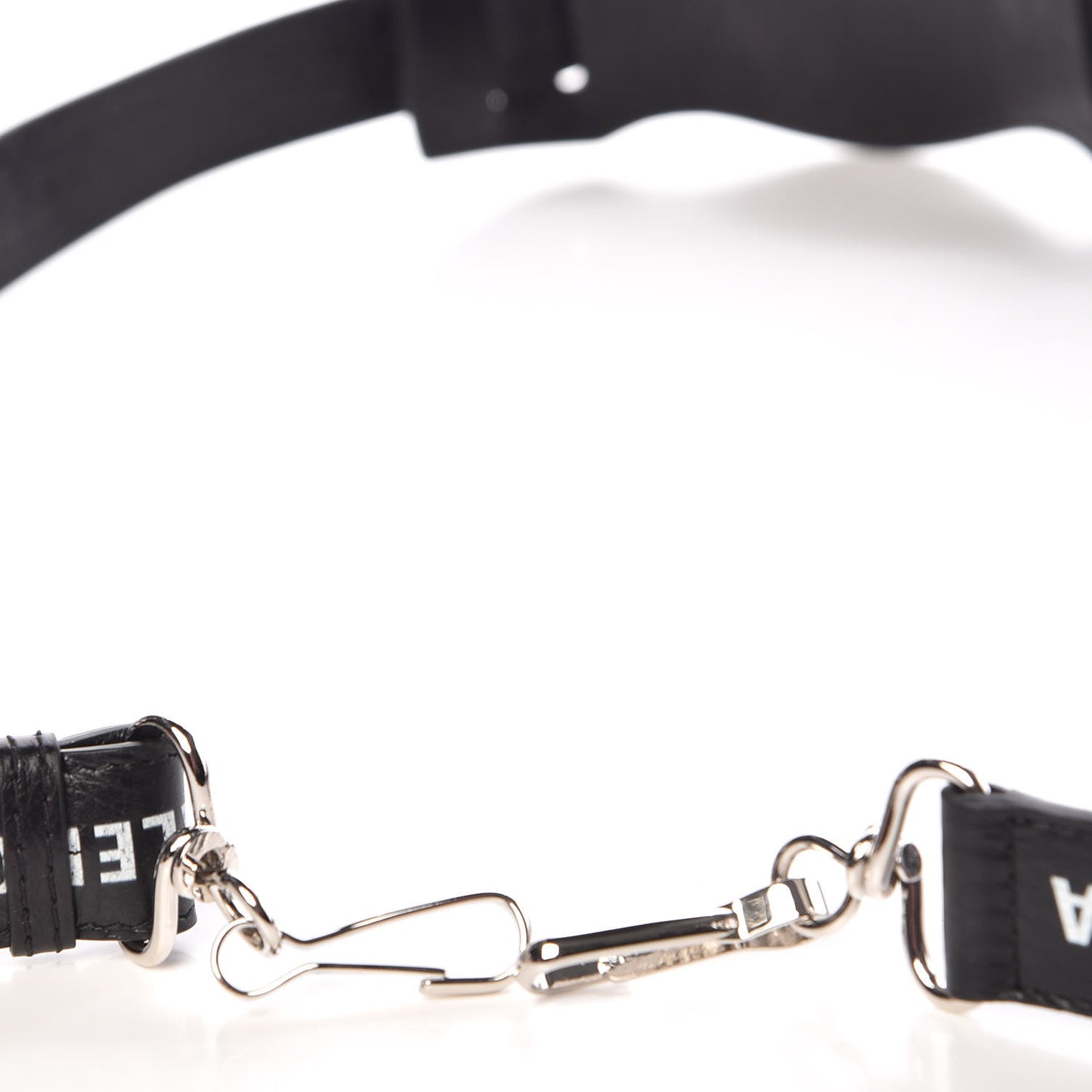 Agneau Classic Hardware Logo Shoulder Strap Black