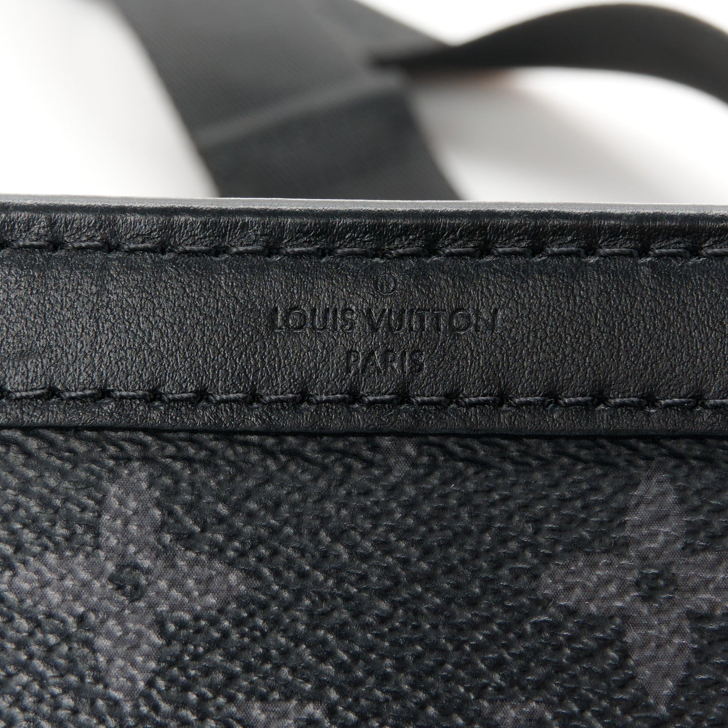 Louis Vuitton Reverse Monogram Eclipse Gaston Wearable Wallet 6 of 9