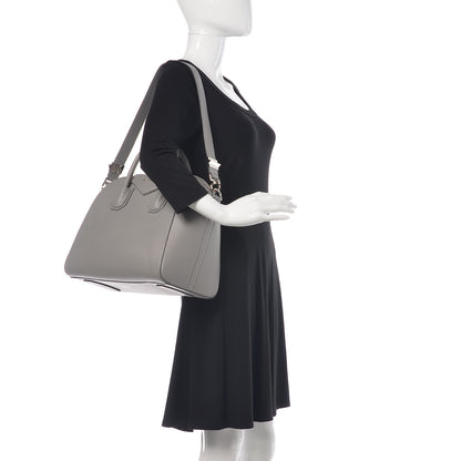 Givenchy Sugar Goatskin Medium Antigona Pearl Grey 2 of 12