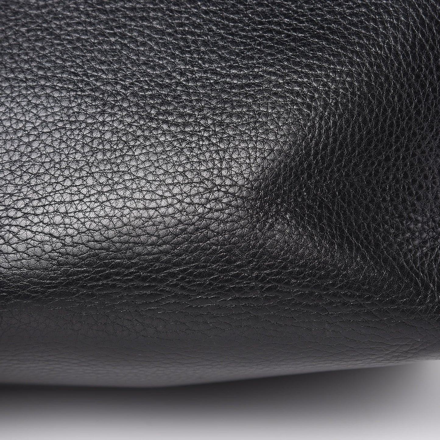 Soft Grained Calfskin Small Belt Cabas Phantom Black
