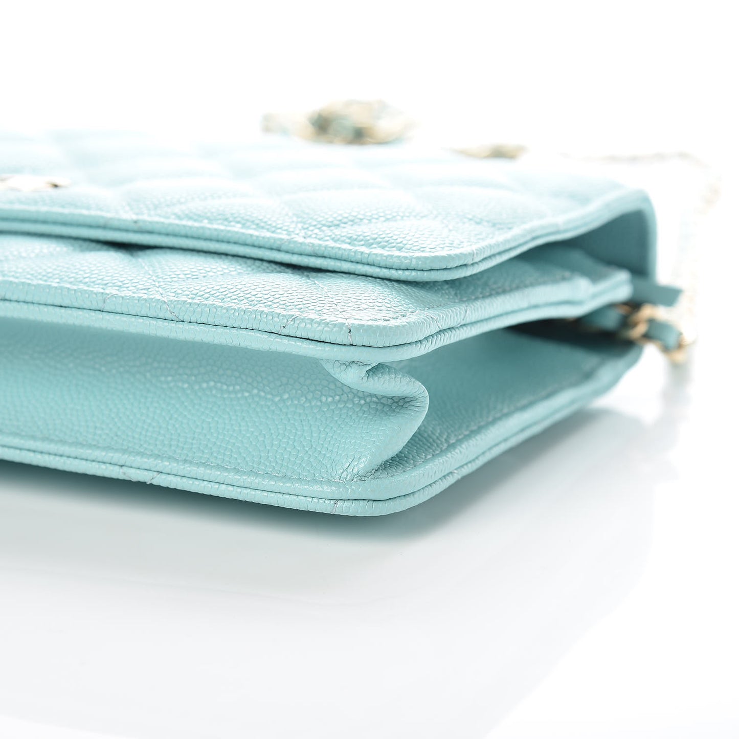 Caviar Quilted Wallet On Chain WOC Light Blue