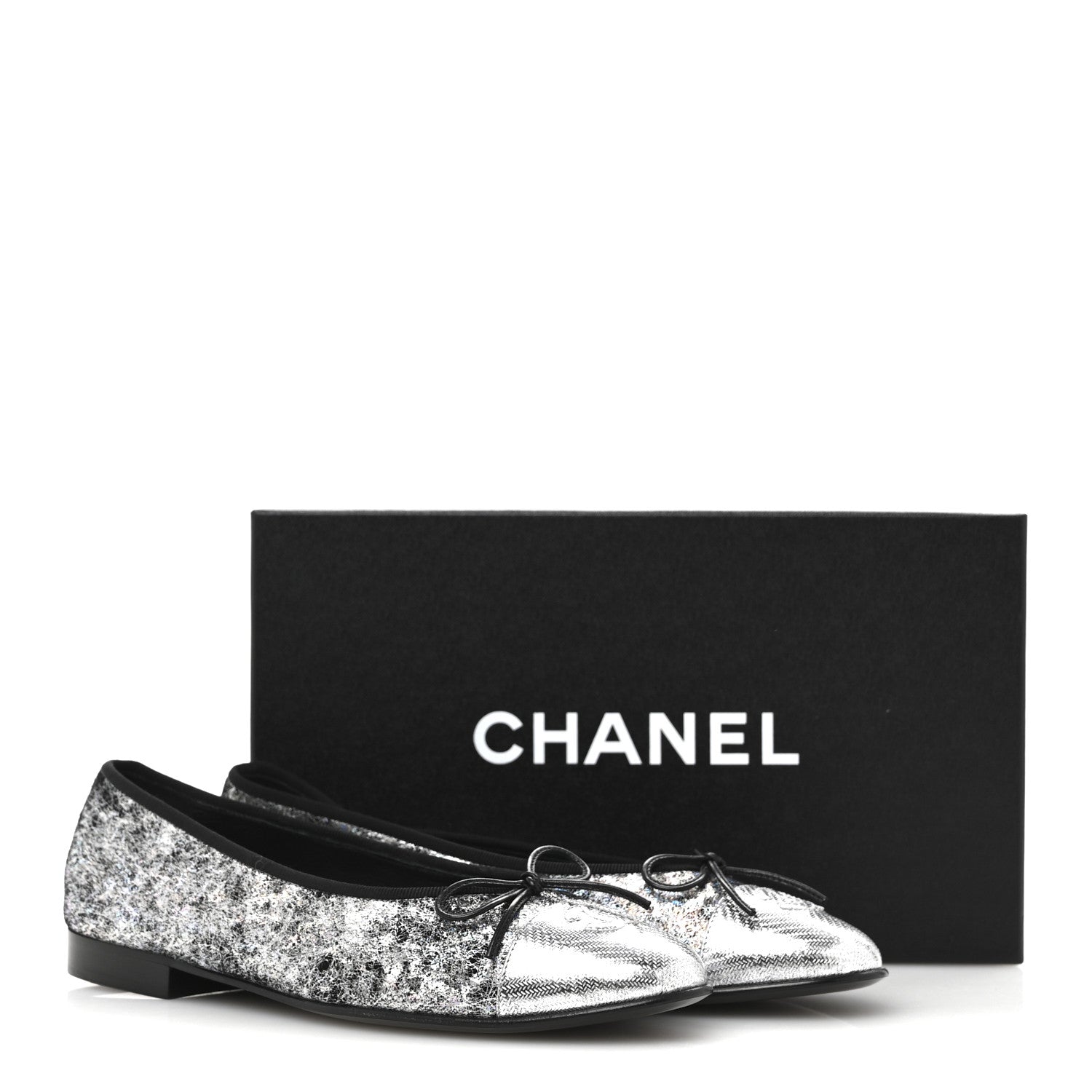 Chanel Metallic Calfskin Hologram Cap Toe Ballerina Flats 38.5 Silver 10 of 10
