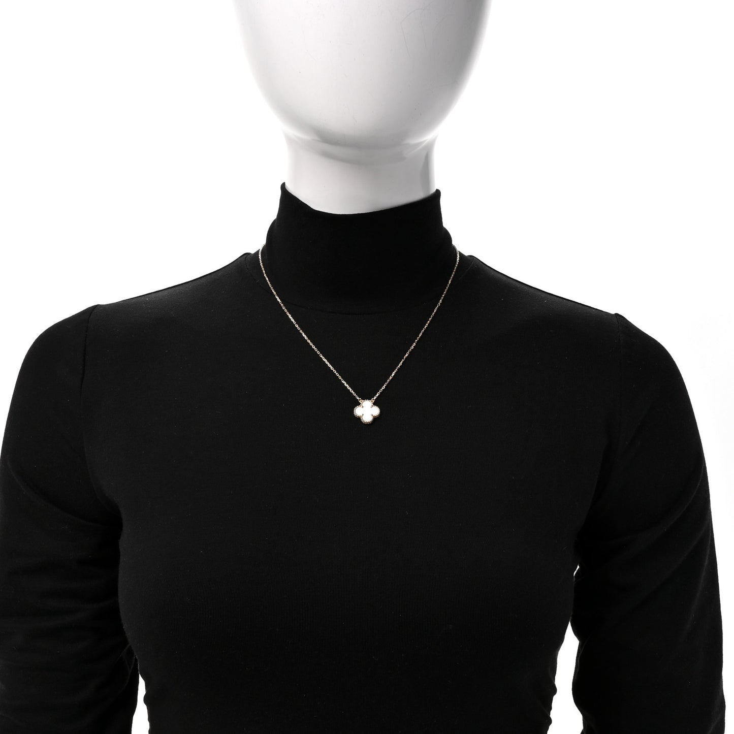18K Yellow Gold Mother of Pearl Vintage Alhambra Pendant Necklace