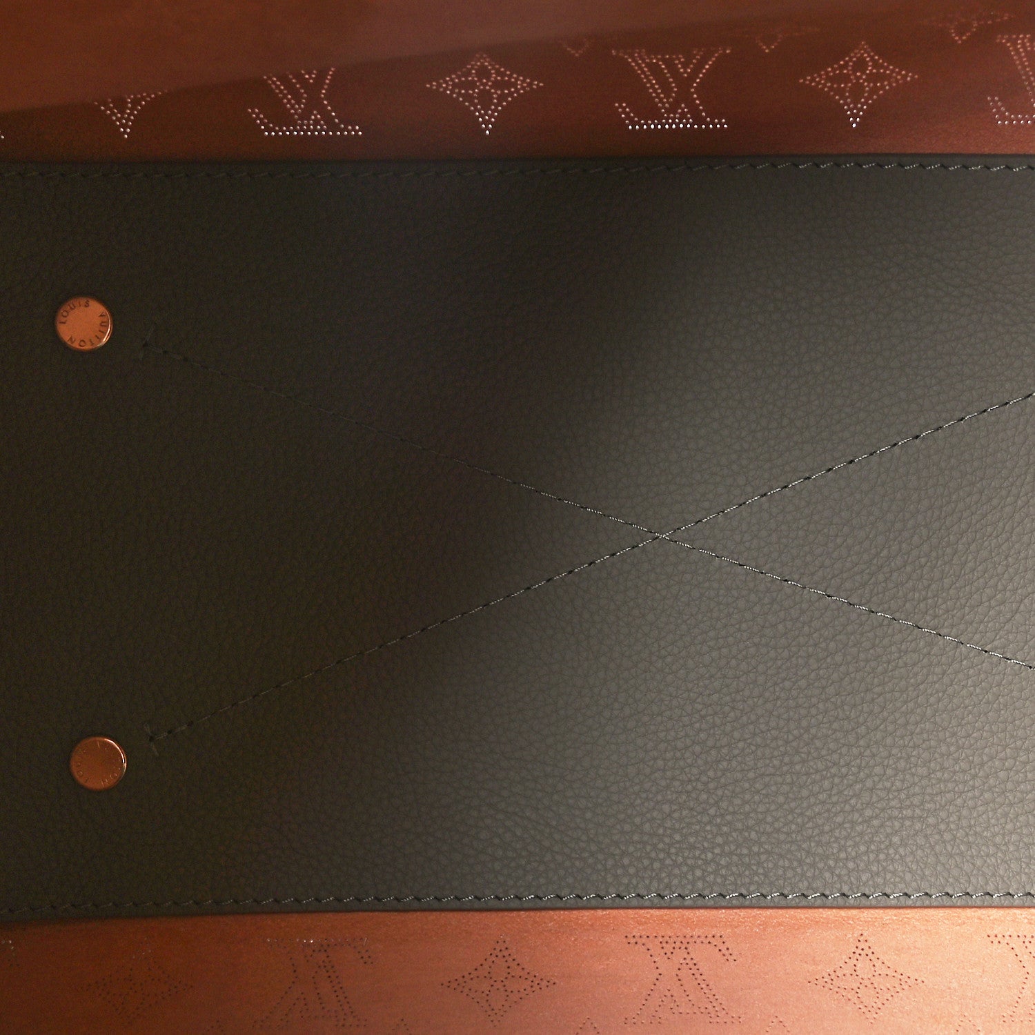 Louis Vuitton Reverse Mahina Carmel Hobo Gray 5 of 10