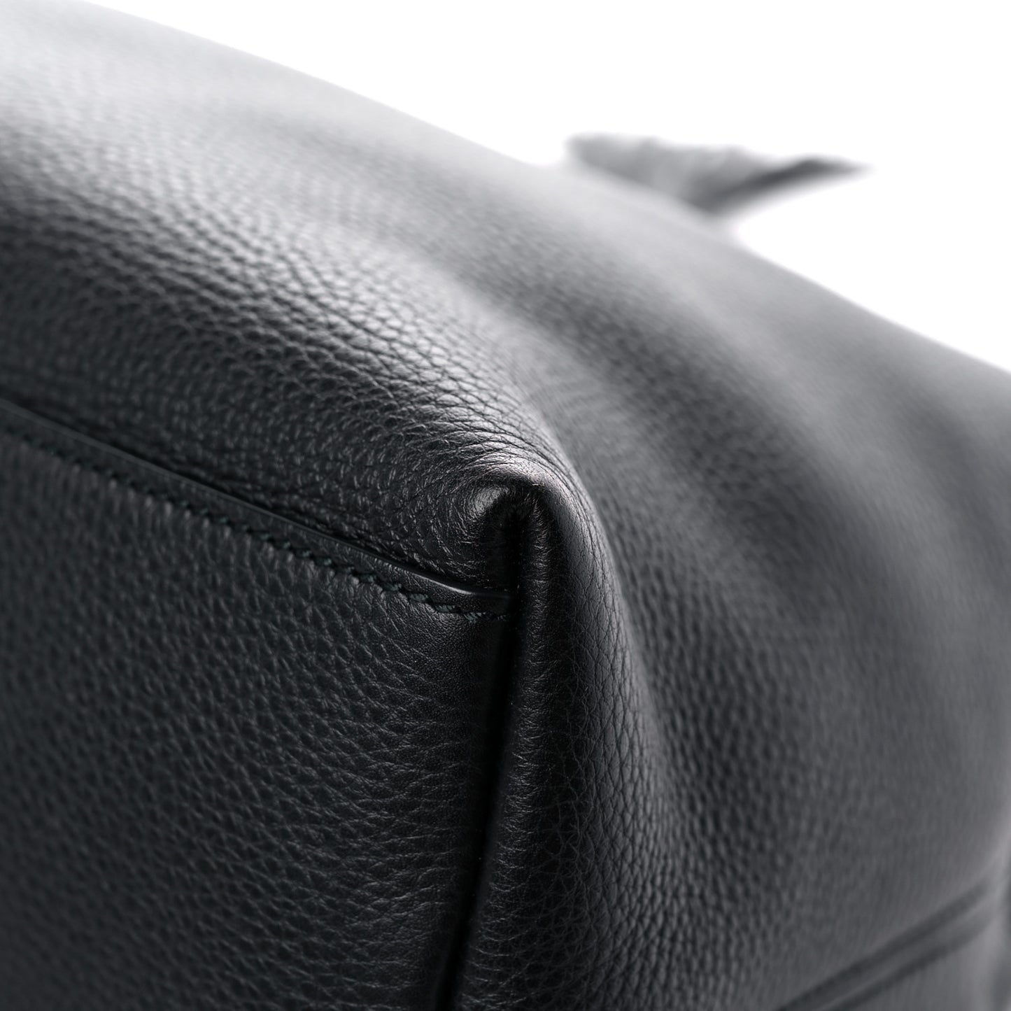 Pebbled Calfskin Medium Soho Chain Shoulder Bag Black