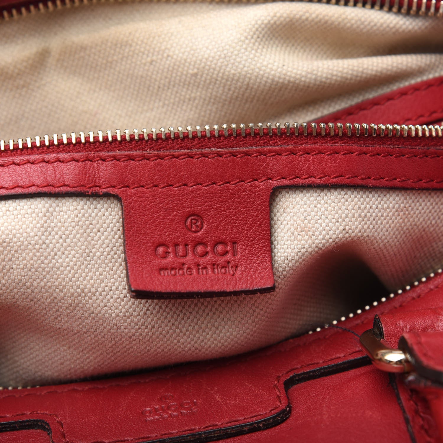 Gucci Calfskin Microguccissima Trim Medium Boston Raspberry Red 6 of 11