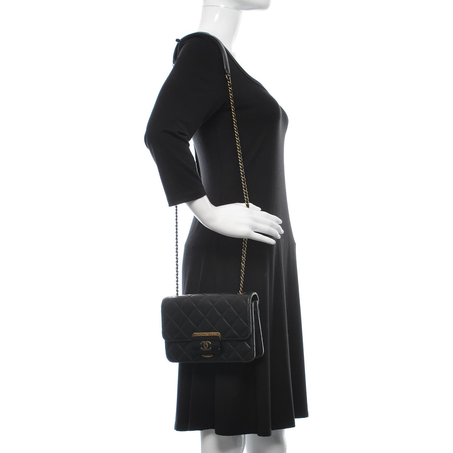 Sheepskin Quilted Beauty Lock Flap Black