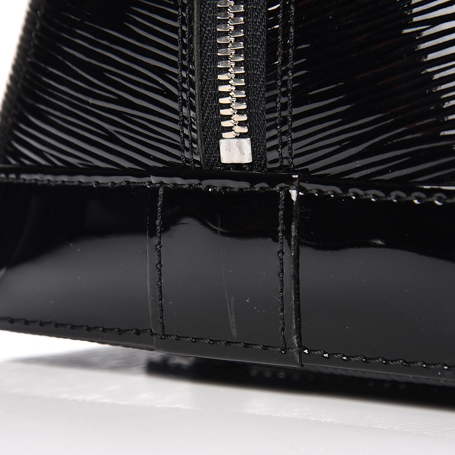 Louis Vuitton Electric Epi Alma GM Black 10 of 11