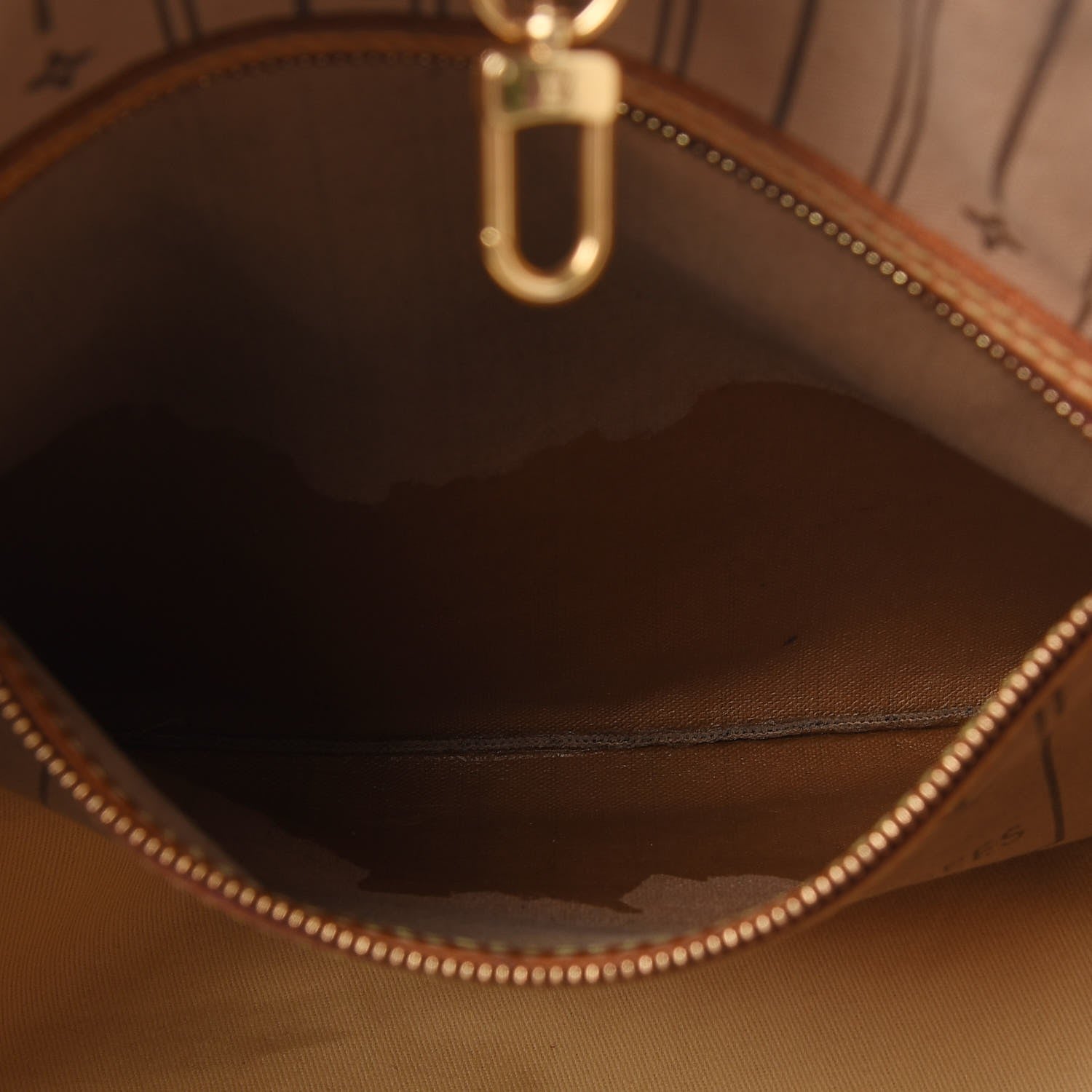 Louis Vuitton Monogram Neverfull MM 9 of 18