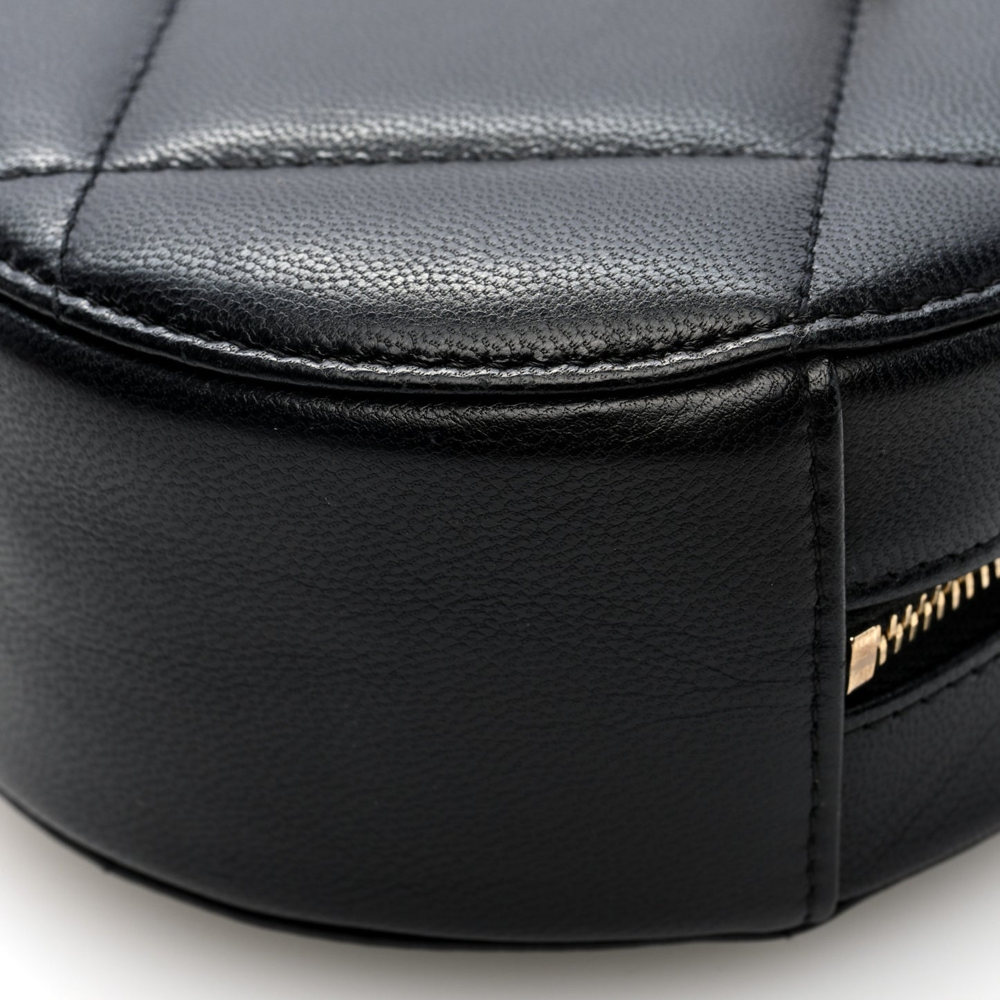 Lambskin Quilted Chanel 19 Round Clutch With Chain Black