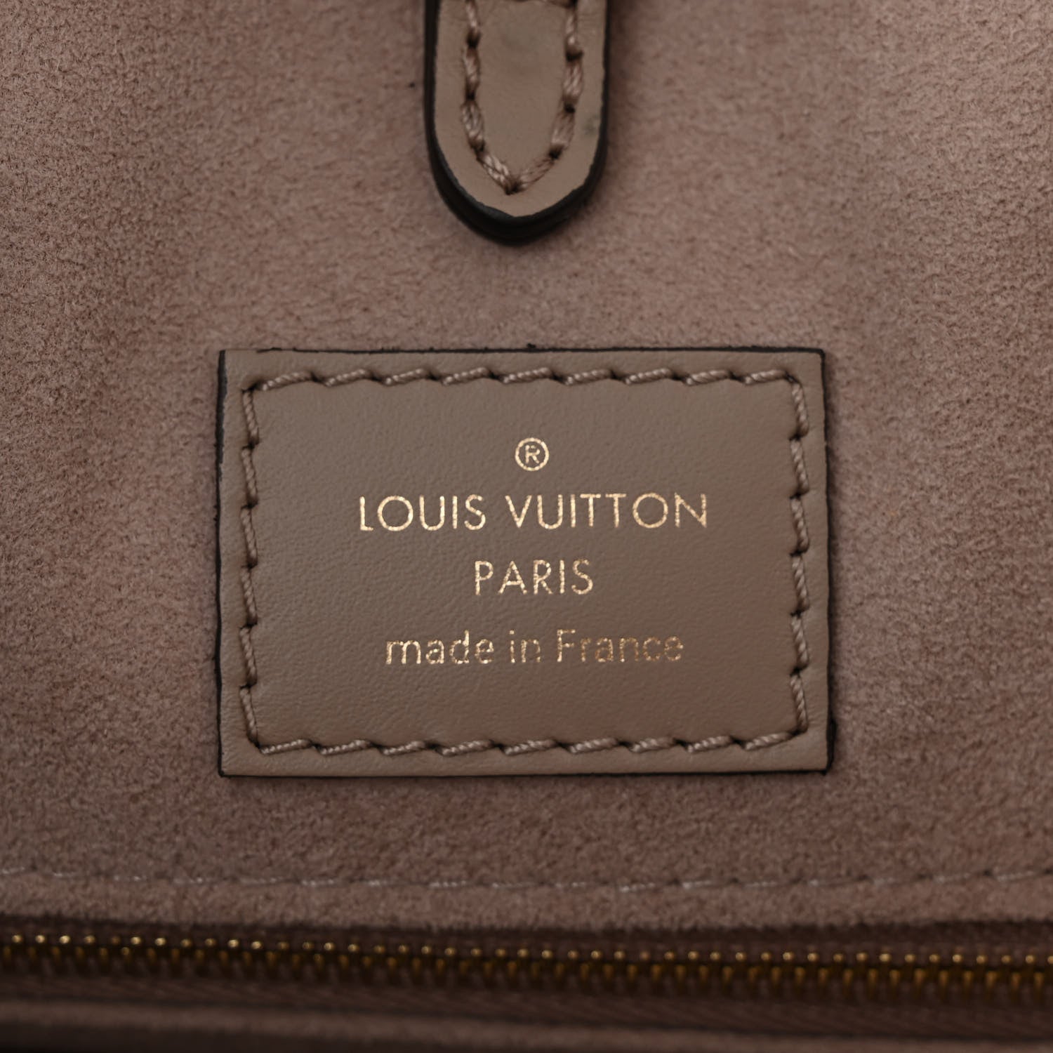 Louis Vuitton Empreinte Monogram Giant Onthego MM Tourterelle Creme 6 of 10
