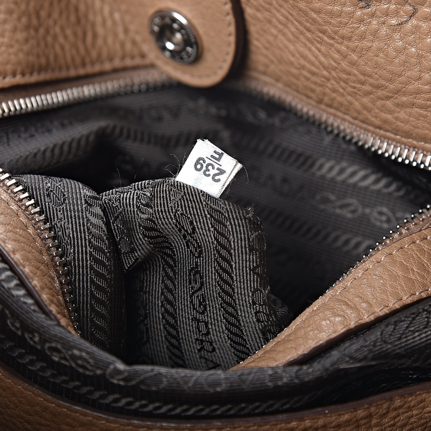 Prada Vitello Daino Tote Sesamo 8 of 25