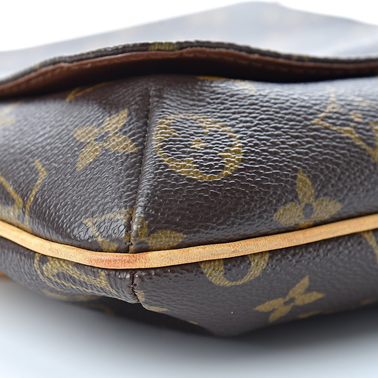 Louis Vuitton Monogram Musette Salsa 9 of 15