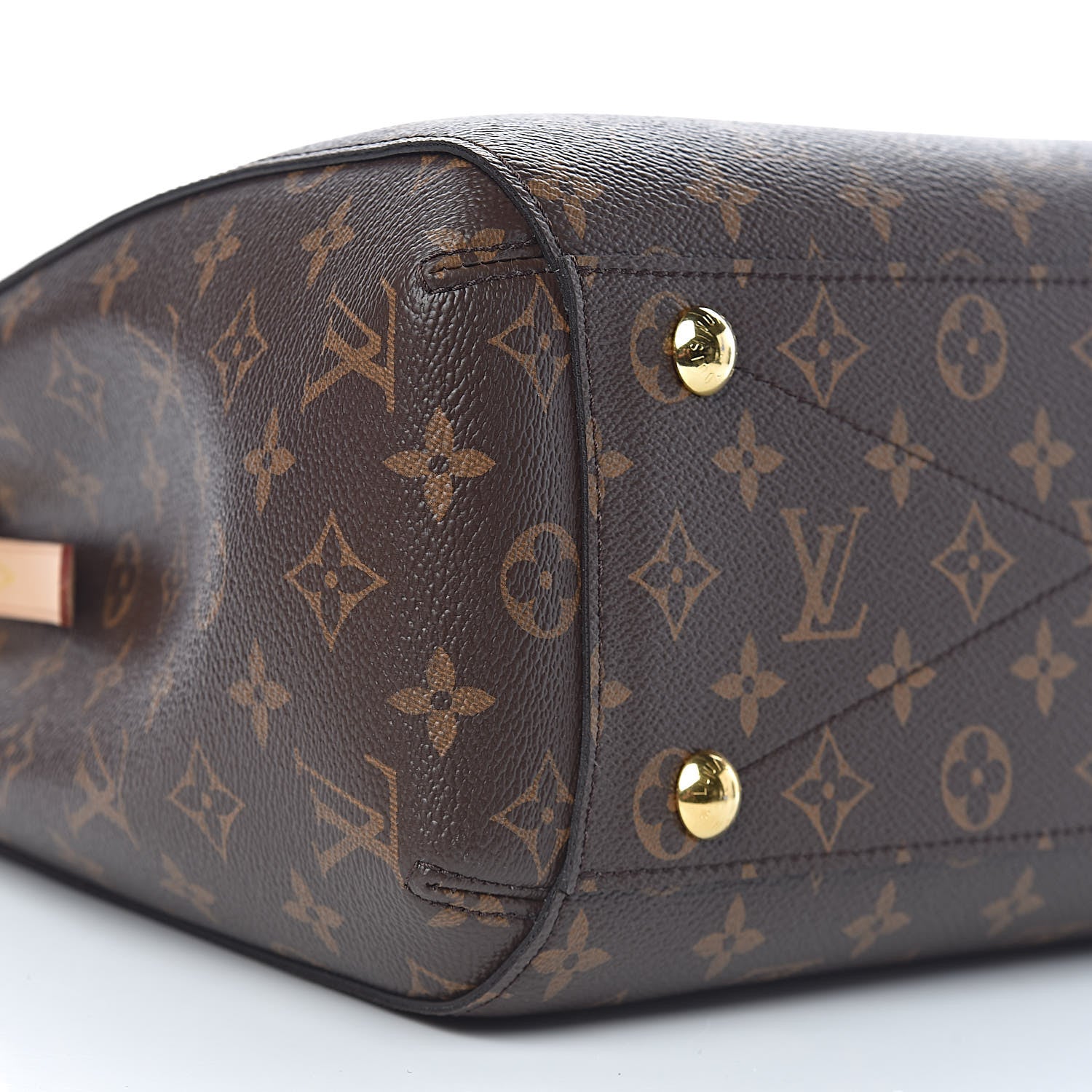 Louis Vuitton Monogram Montaigne MM 8 of 10