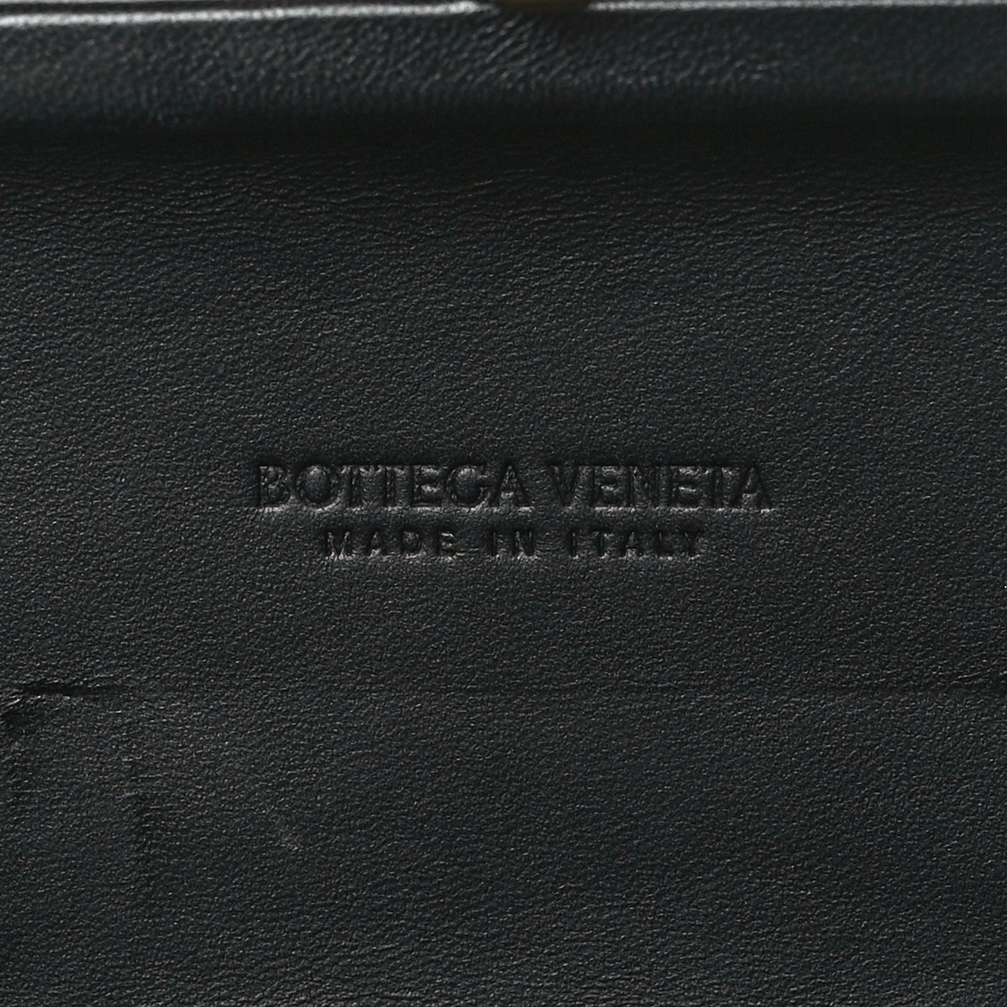 Nappa Intrecciato Knot Clutch Black