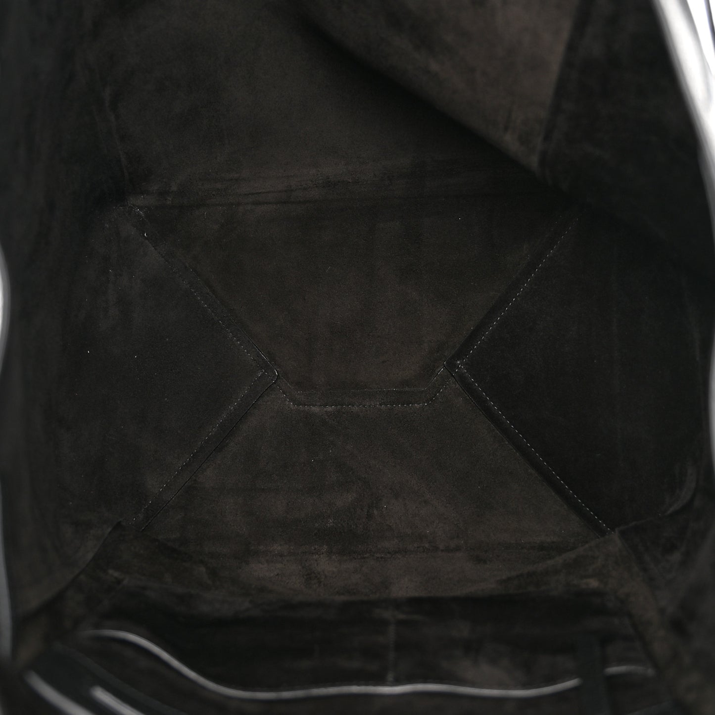 Soft Grained Calfskin Medium Belt Cabas Phantom Black
