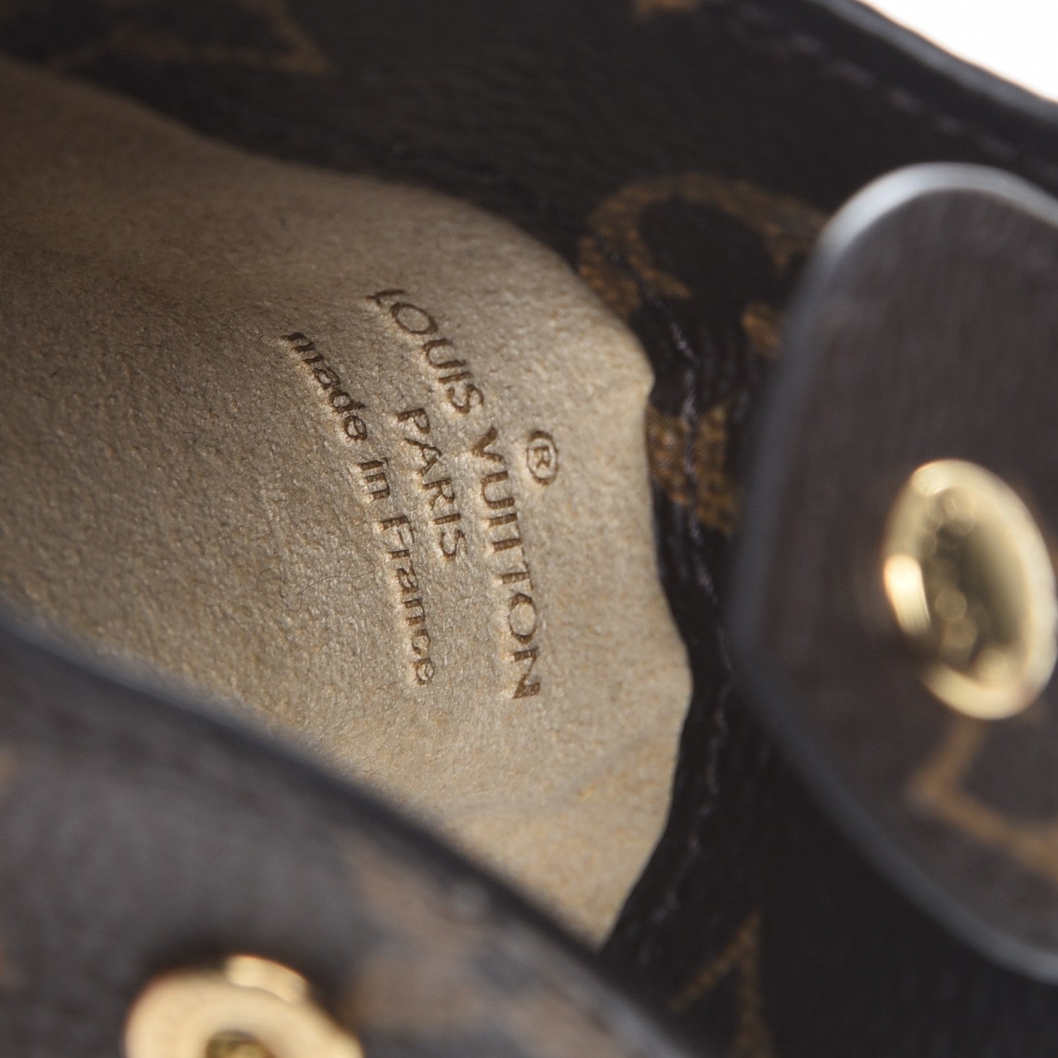 Louis Vuitton Monogram Sunglasses Case MM 5 of 7