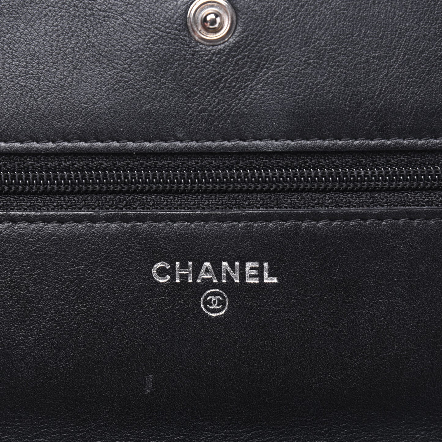 Lambskin Diamond Stitched Wallet On Chain WOC Black