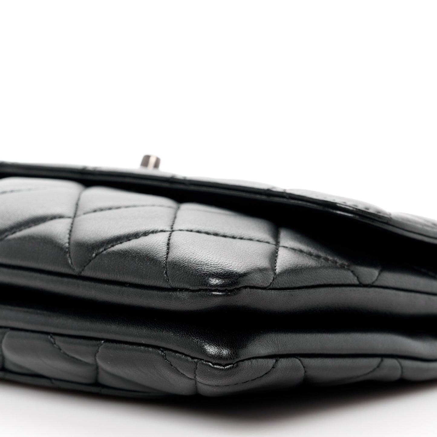 Lambskin Quilted Medium Trendy CC Flap Black