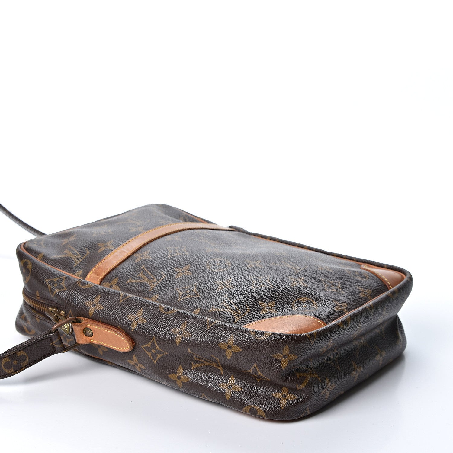 Louis Vuitton Monogram Danube 28 3 of 8
