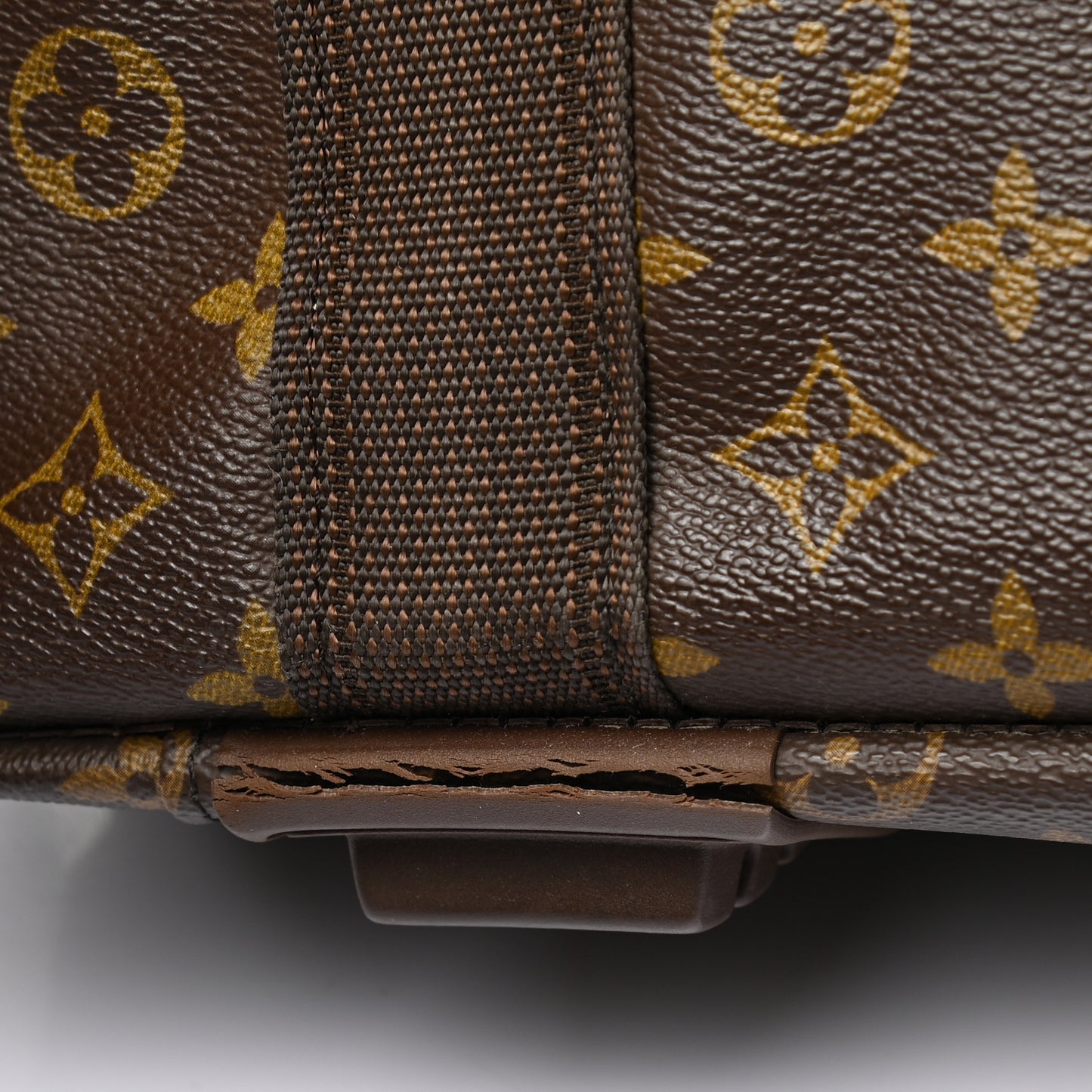 Monogram Satellite 53
