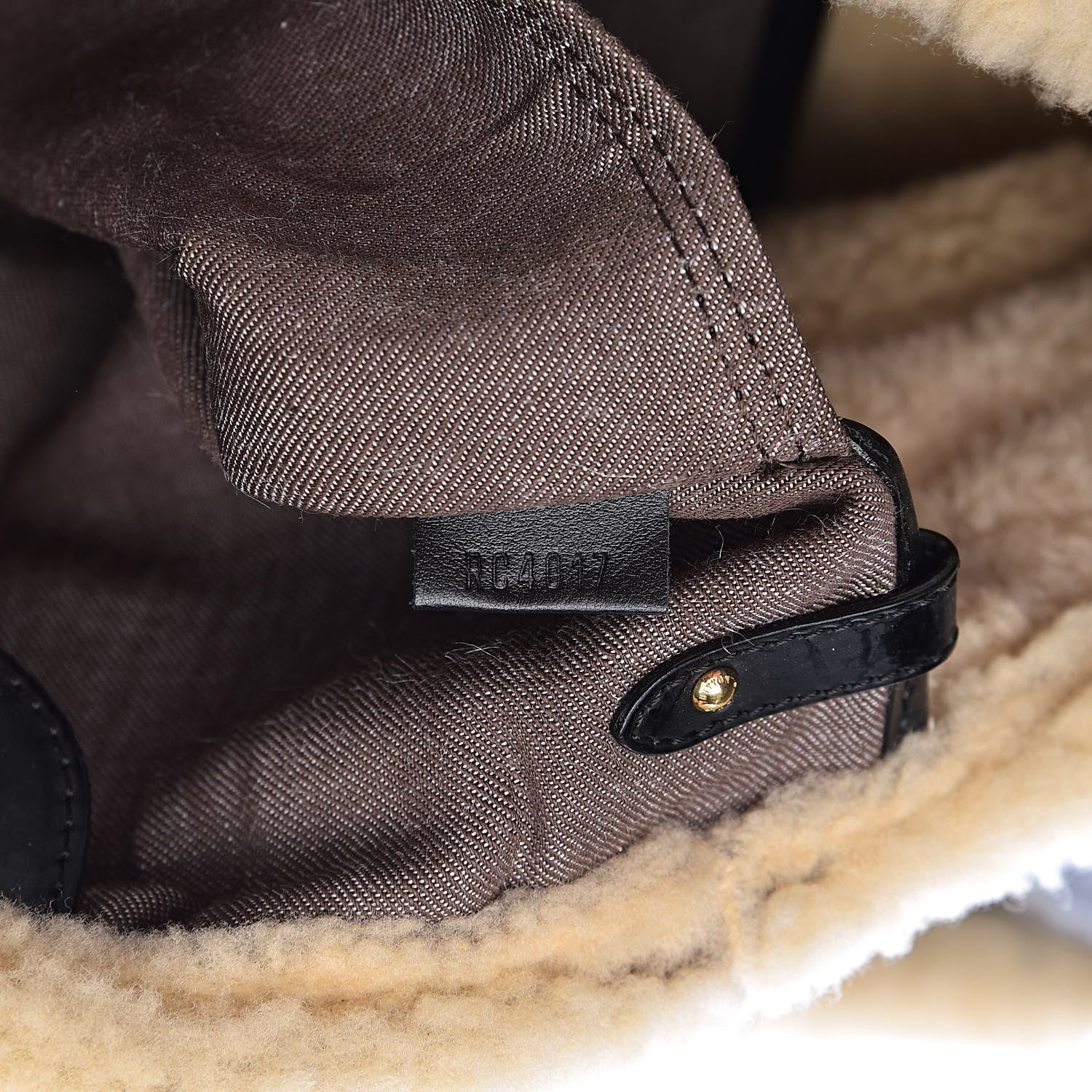 Louis Vuitton Patent Monogram Shearling Sac Thunder 7 of 10