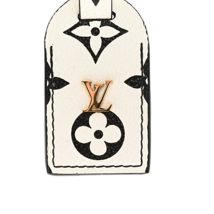 Louis Vuitton Monogram Giant Luggage Tag 3 of 3
