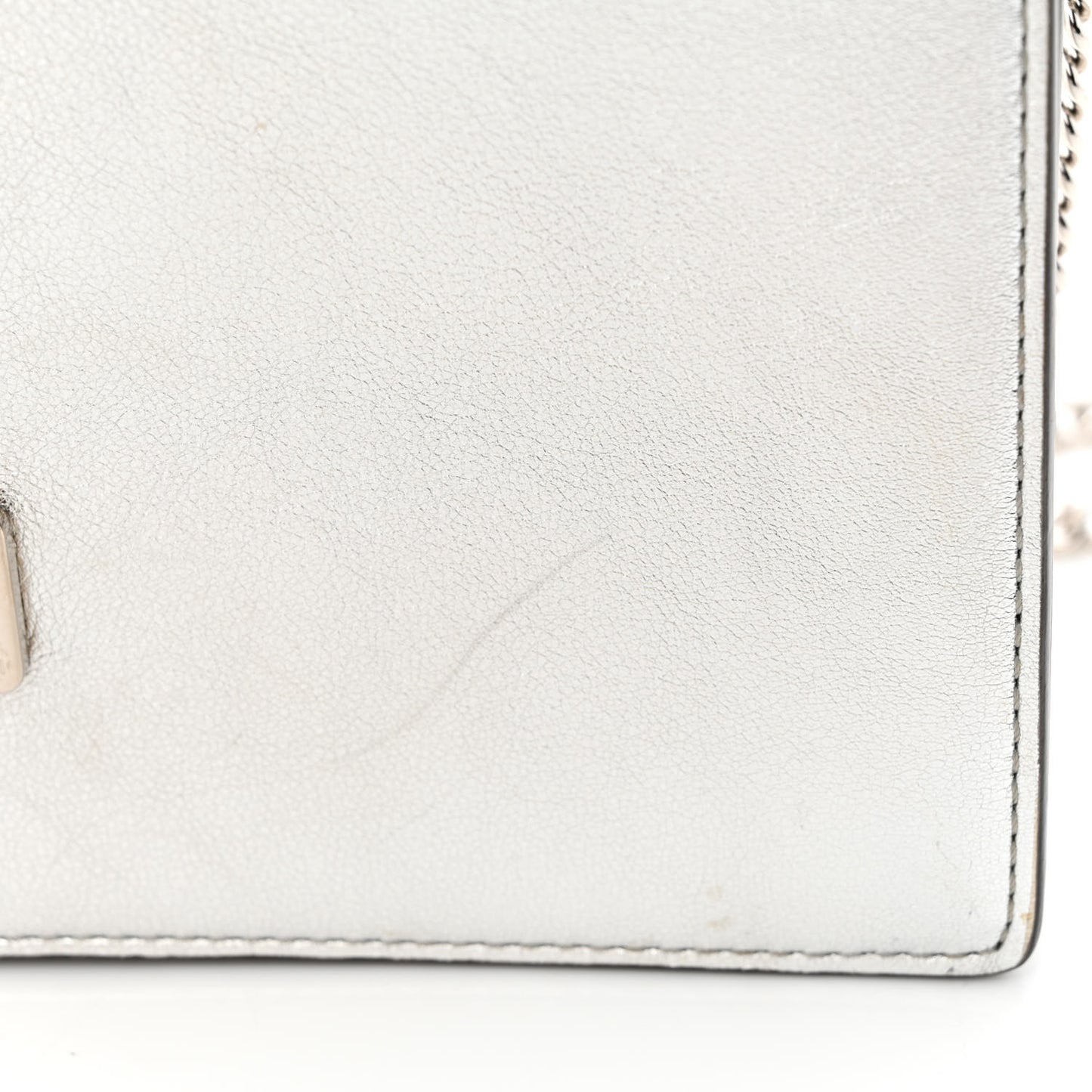 Vitello Catalan Mirror F is Fendi Medium Envelope Wallet on Chain Argento