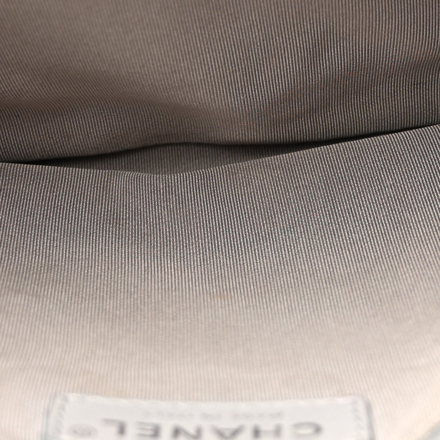 Caviar Quilted Large Urban Companion Flap Grey