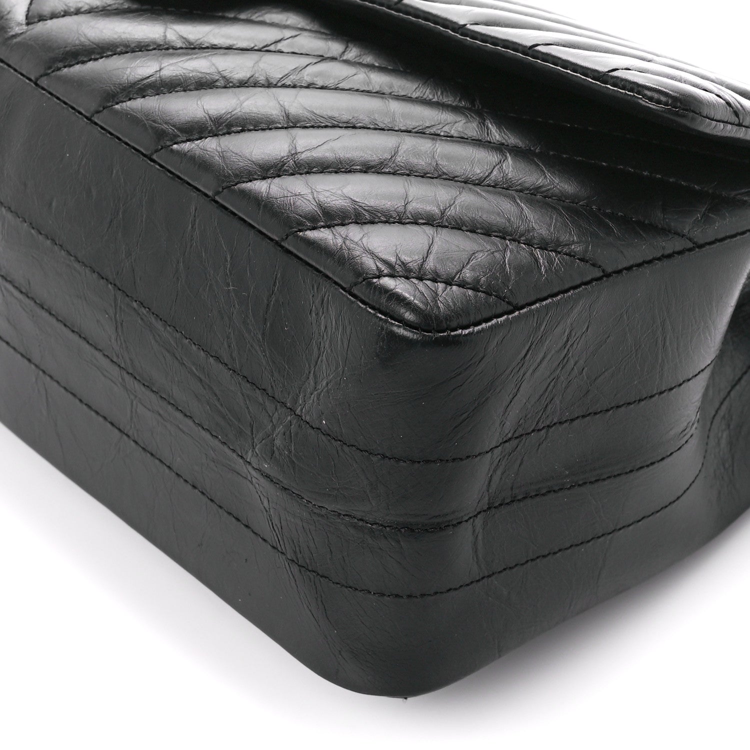 Chanel Aged Calfskin Chevron Quilted 2.55 Reissue 226 So Black 11 of 11
