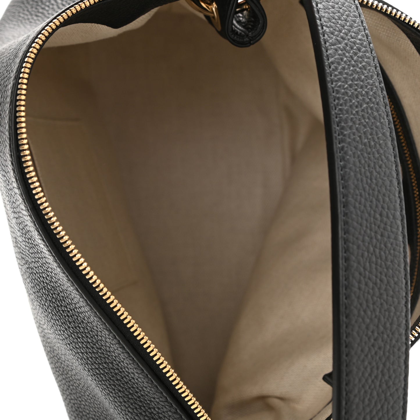 Pebbled Calfskin Large Soho Hobo Black