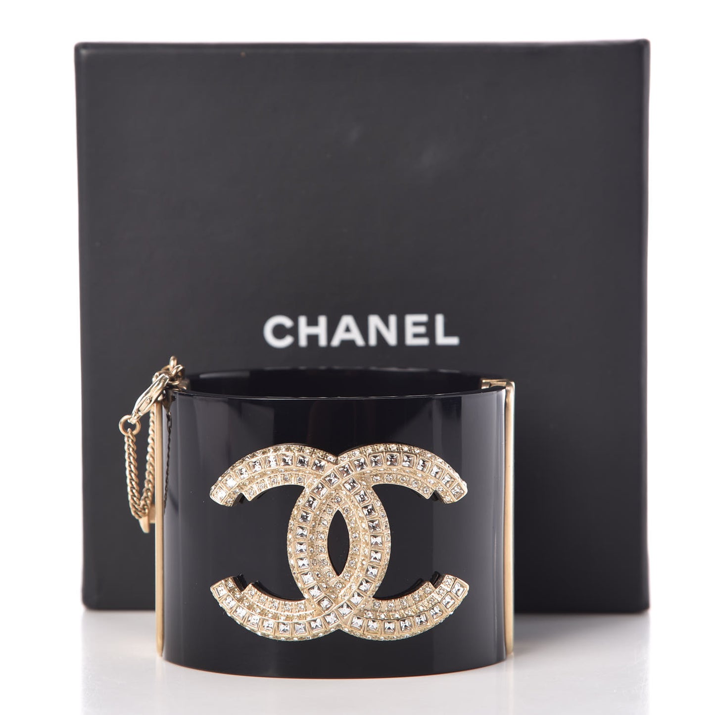 Resin Crystal Baguette CC Wide Cuff Black