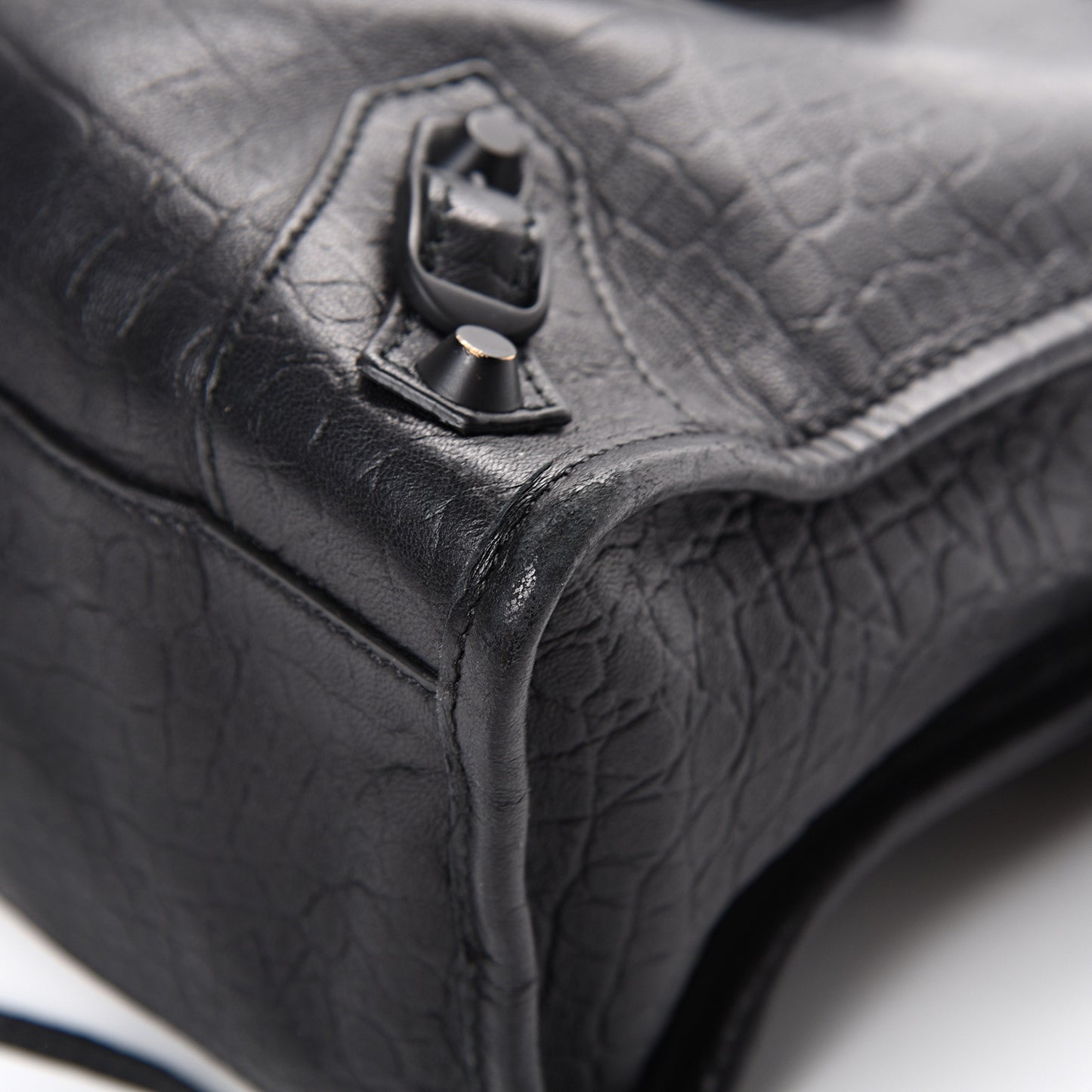 Matte Supple Lambskin Crocodile Embossed Classic Black Hardware S City Black