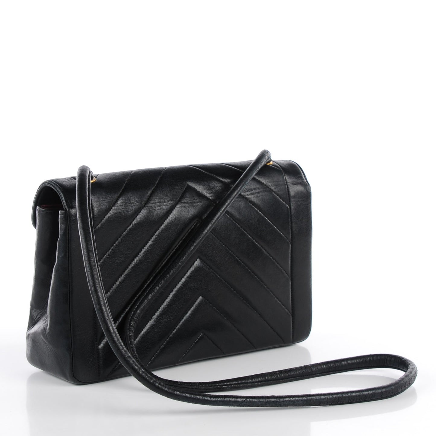 Lambskin Chevron Medium Single Flap Black