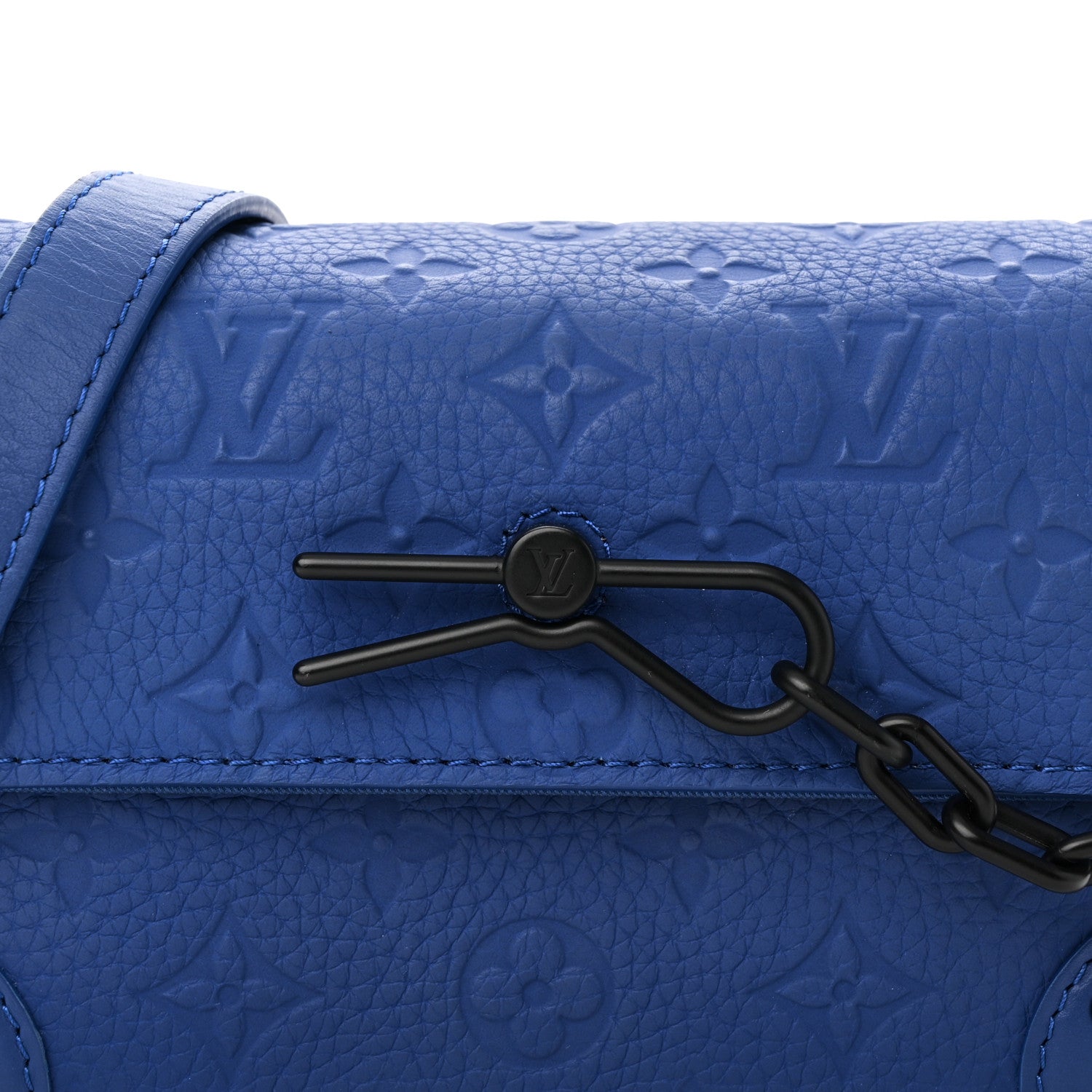 Louis Vuitton Taurillon Monogram Steamer Wearable Wallet Sapphire 7 of 9