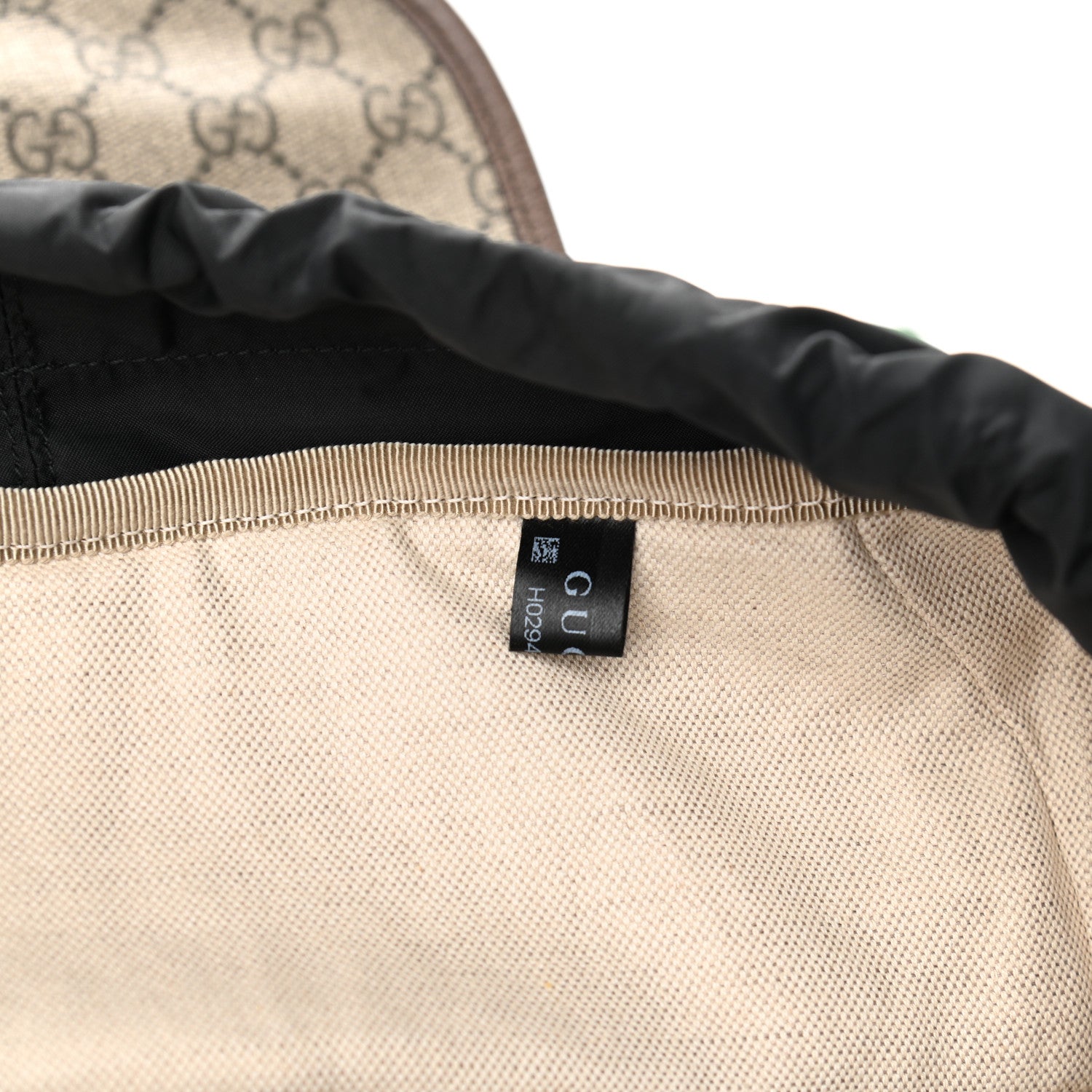 Gucci Soft GG Supreme Monogram Courrier Web Double Buckle Backpack Beige New Acero 7 of 11