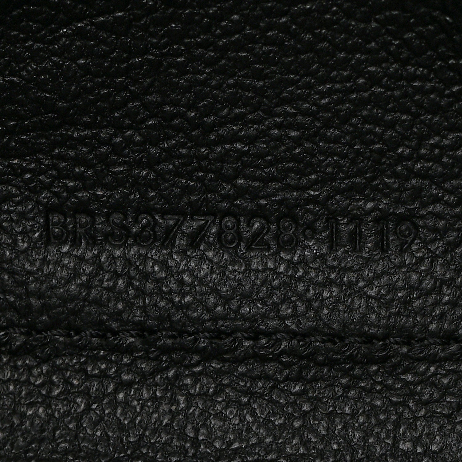 Saint Laurent Grain De Poudre Matelasse Chevron Monogram Monochrome Chain Wallet Black 7 of 10