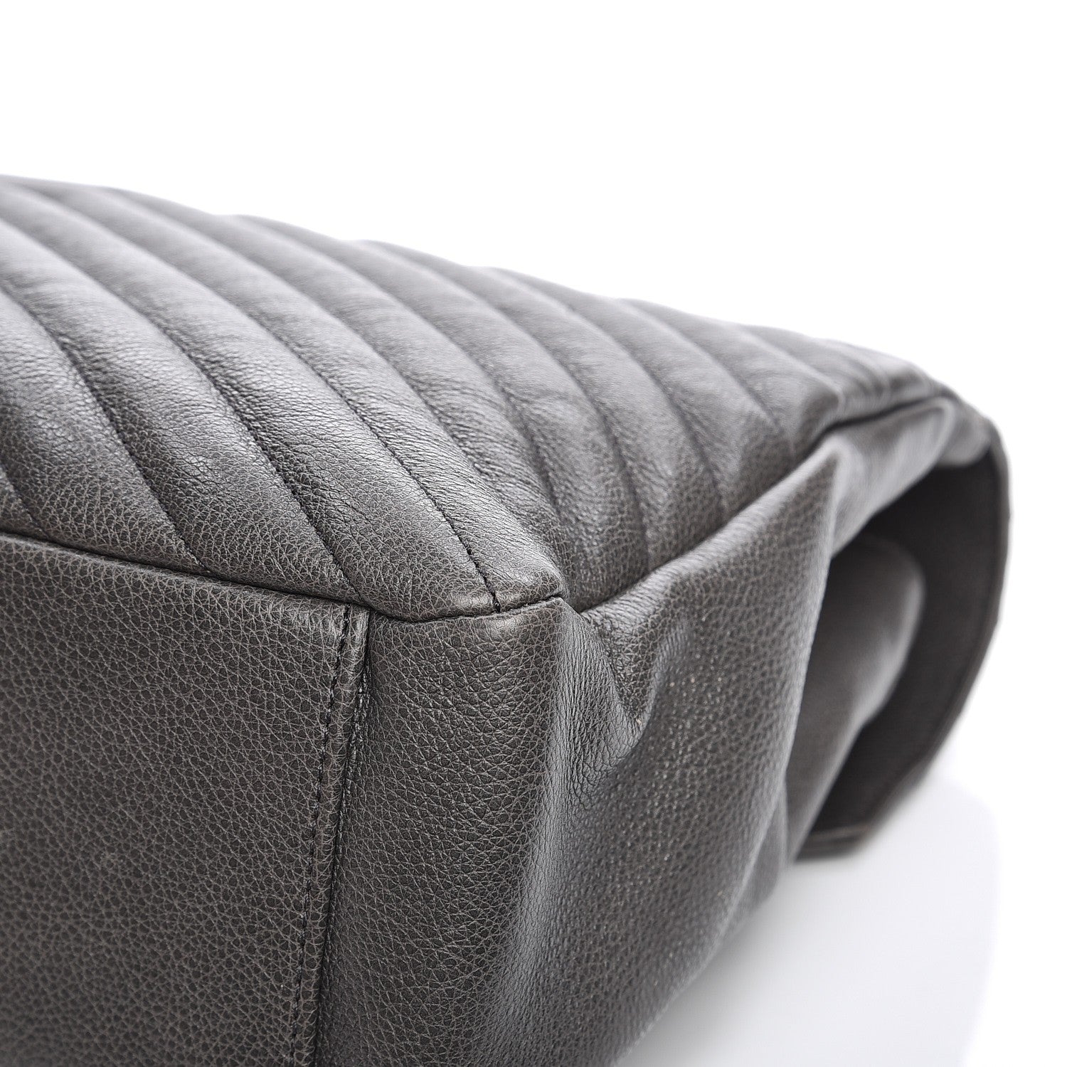 Saint Laurent Sheepskin Matelasse Chevron Monogram Large College Satchel Grey 15 of 15