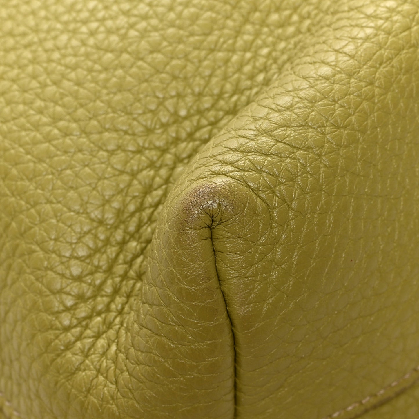 Vitello Daino Shopping Tote Cedro