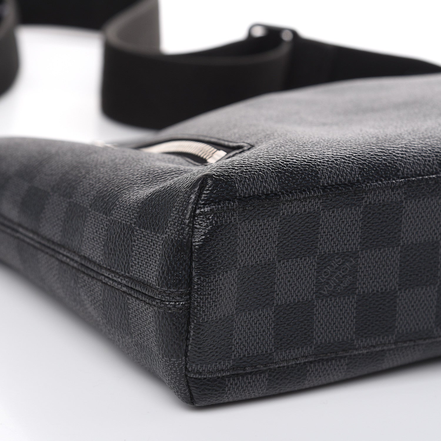 Louis Vuitton Damier Graphite Mick PM 7 of 14