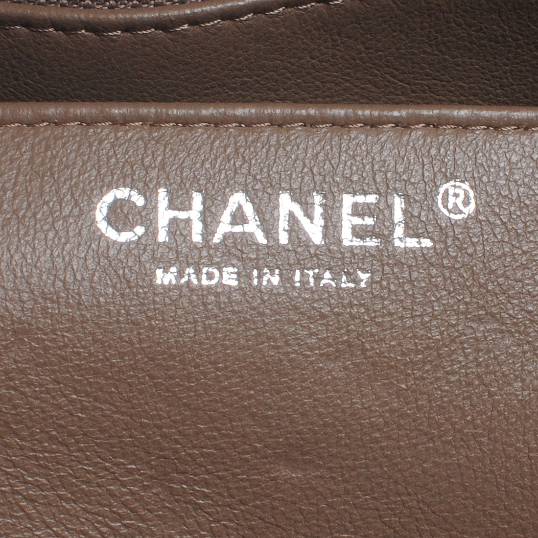 Caviar Jumbo Single Flap Taupe
