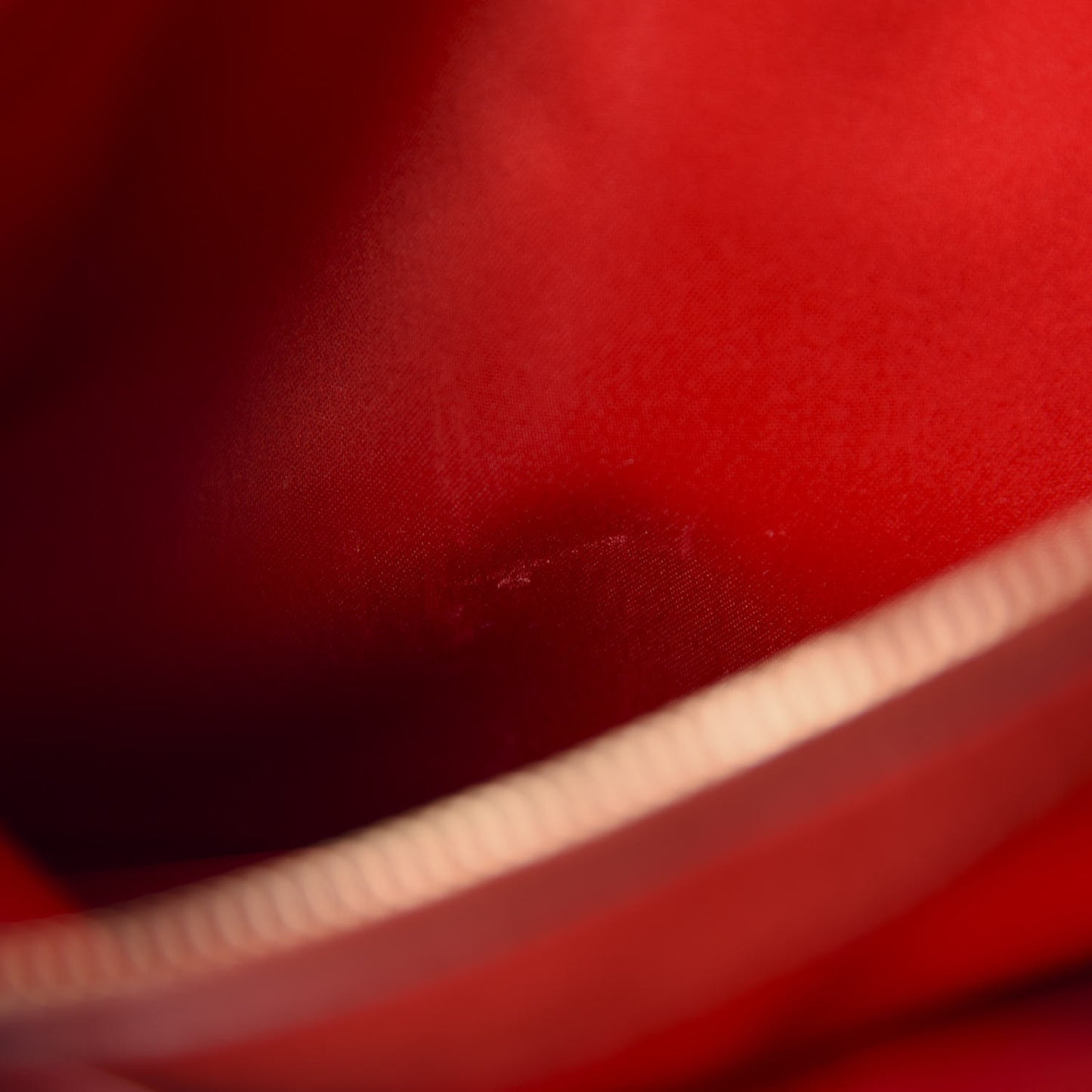 Patent Histoire Flap Red