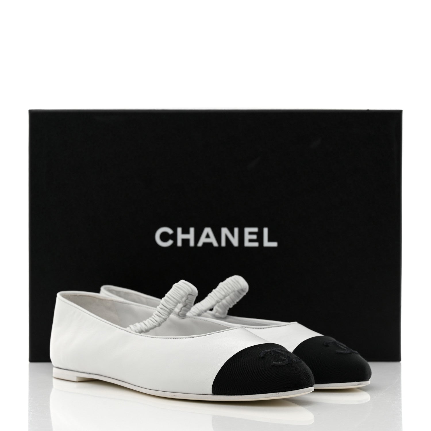 Chanel Lambskin Grosgrain Cap Toe CC Ballerina Flats With Leg Warmers 36 White 10 of 10